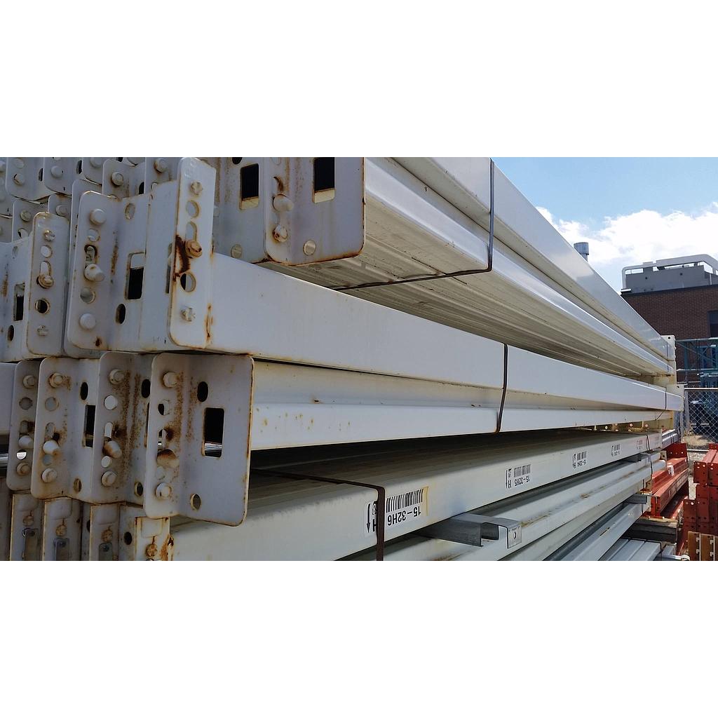 Racking Beam INTERLAKE Used 138L x 3H x 1.5W Rolled-in-step 1.5 Old-Style White - Used Racking